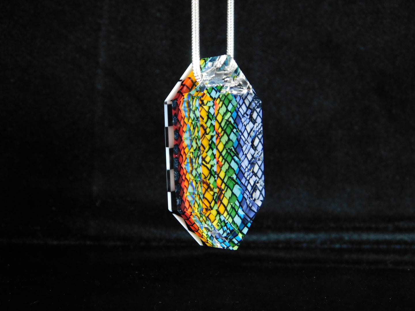 Mr facet collab pendant