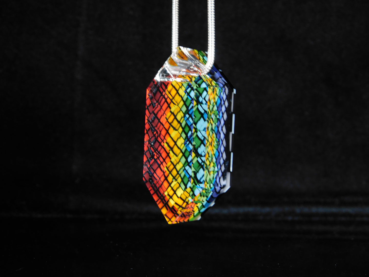 Mr facet collab pendant