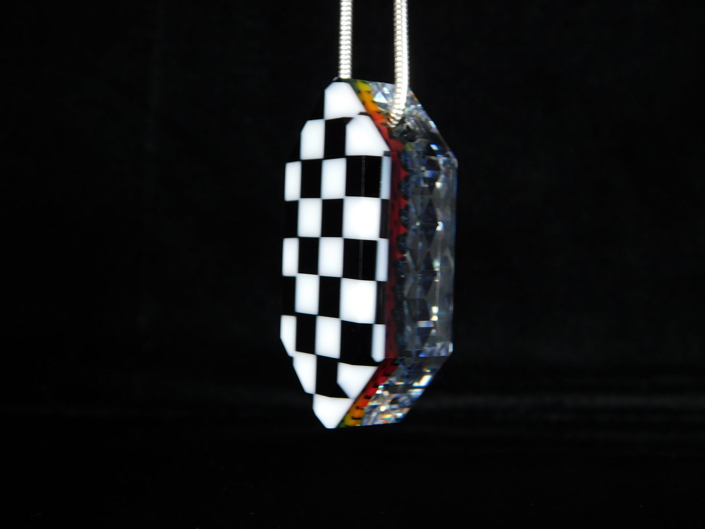 Mr facet collab pendant