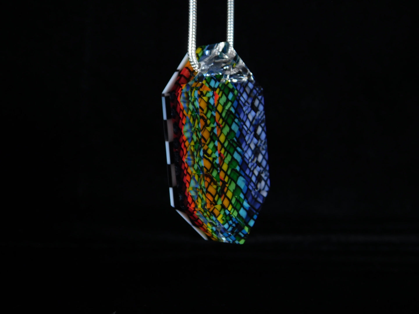 Mr facet collab pendant